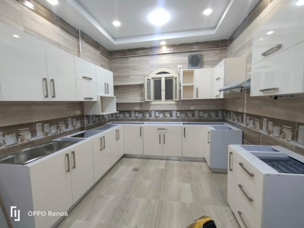 مطابخ لون ابيض