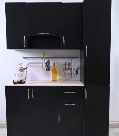 مطبخ أسود