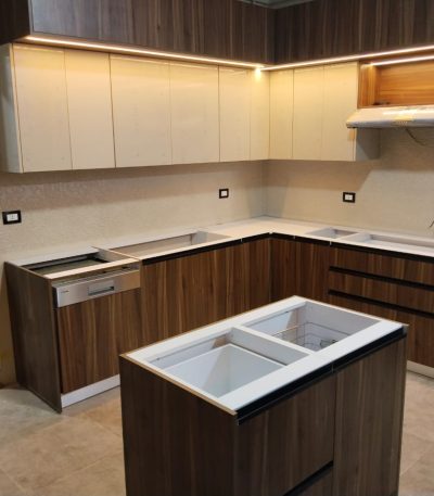 مطابخ uv lack