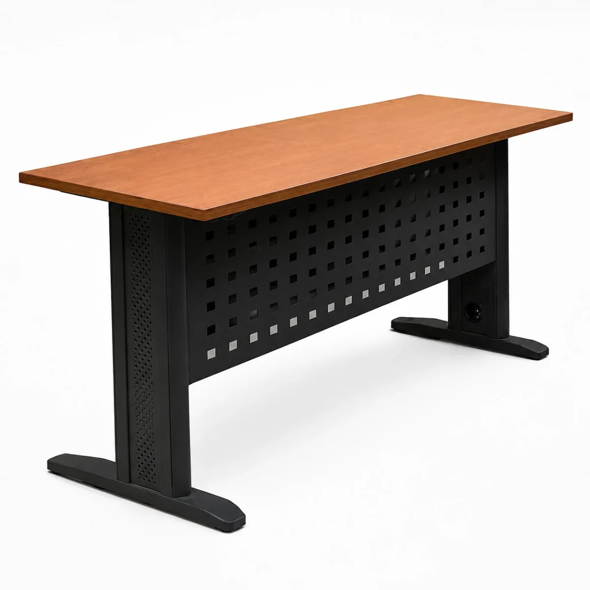 wooden-meeting-table-perforated-metal-frame طاولة اجتماعات خشبية بقاعدة معدنية سوداء مثقبة وتصميم عملي للمكاتب