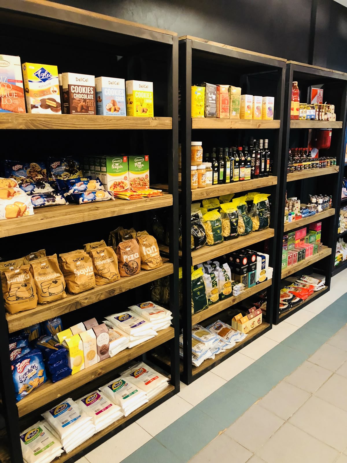 أرفف عرض أرفف عرض منتجات