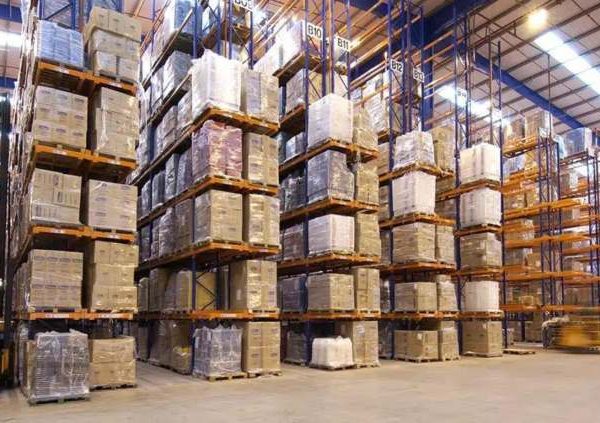 أستاند تخزين الممرات الضيقة2