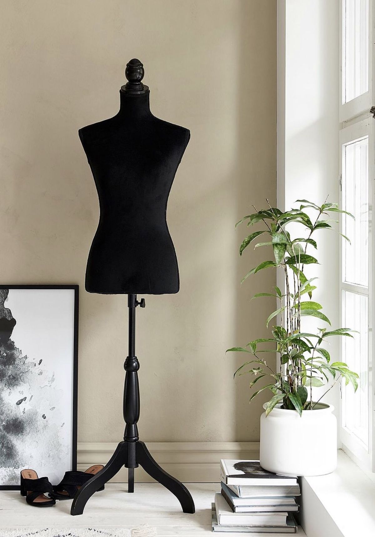 رأس مانيكان اسود