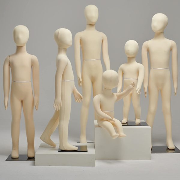 مانيكان أطفال كامل