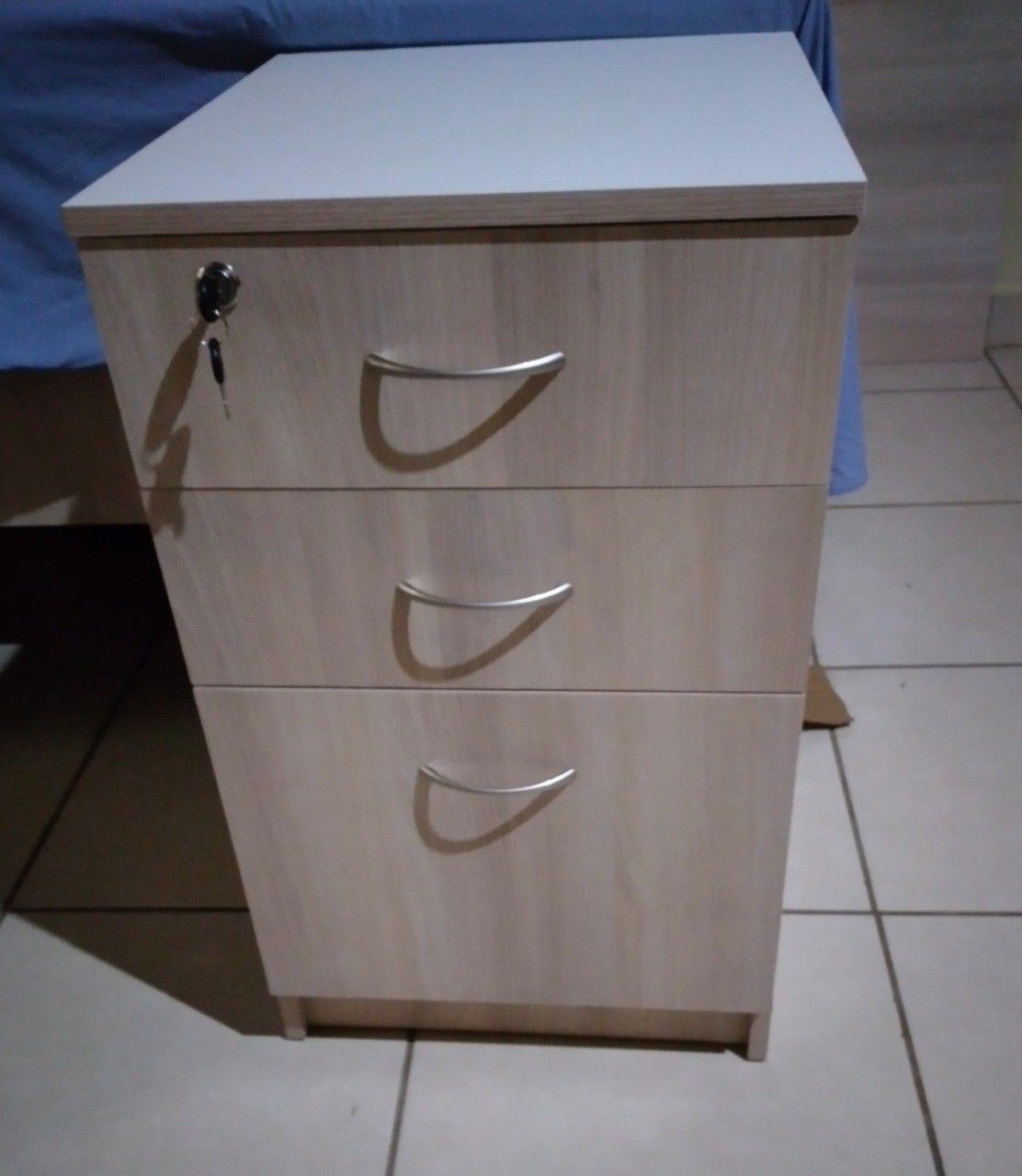 وحدة ادراج مكتب4